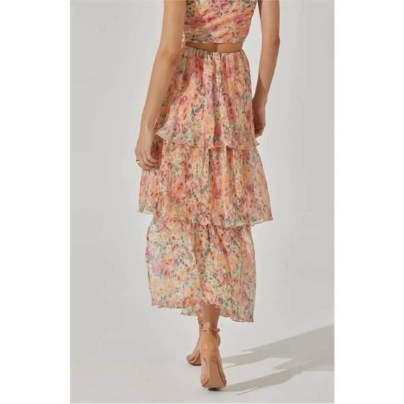 NWT ASTR tiered plisse maxi skirt in green/orange - Picture 2 of 6